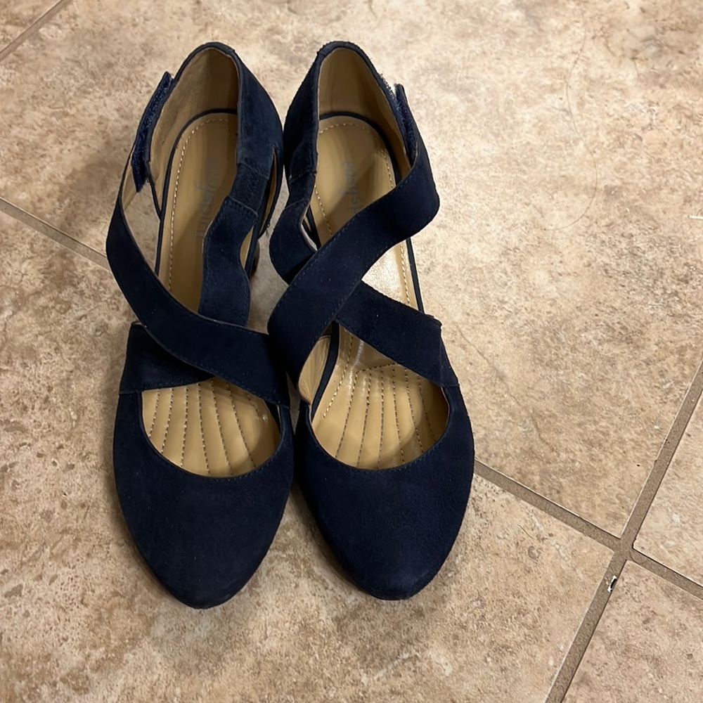 Easy spirit shoes